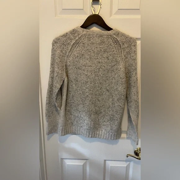 Line sweater - Picture 4 of 4